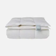 Femø Moskus helårsdyne fra Quilts of Denmark i hvid dun